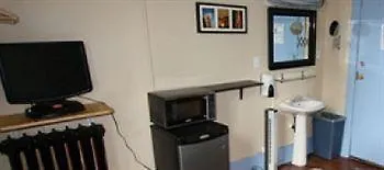 Samesun Vancouver Hostel